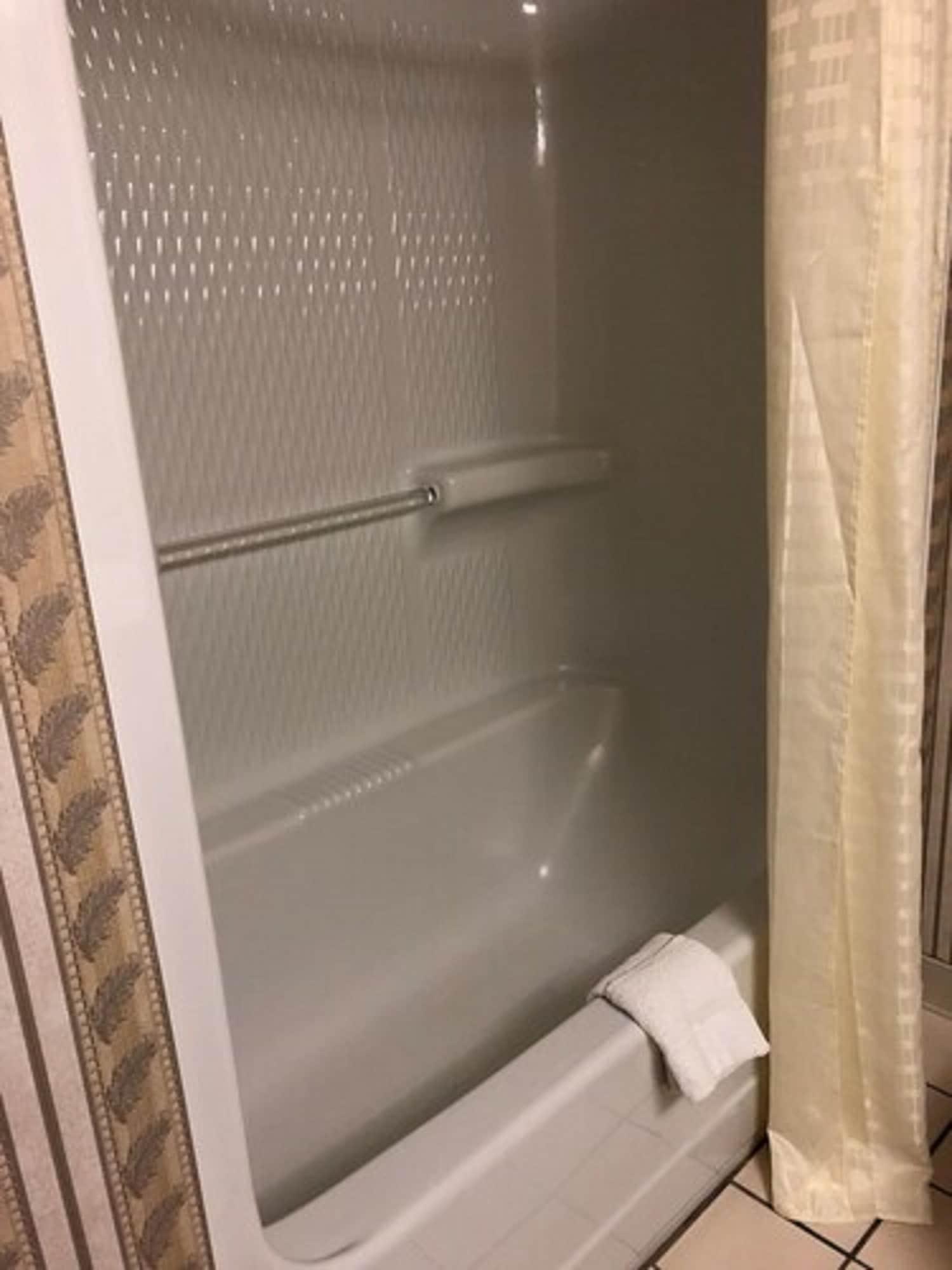 Quality Inn & Suites 머스코지 외부 사진